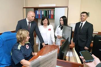 В регионе повысится зарплата фельдшеров и водителей скорой помощи